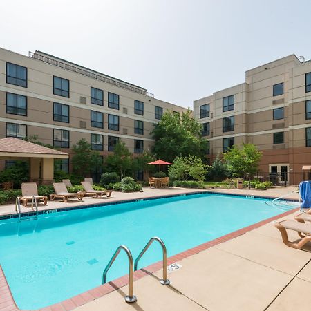 Staybridge Suites Memphis-Poplar Ave East By Ihg Exterior foto